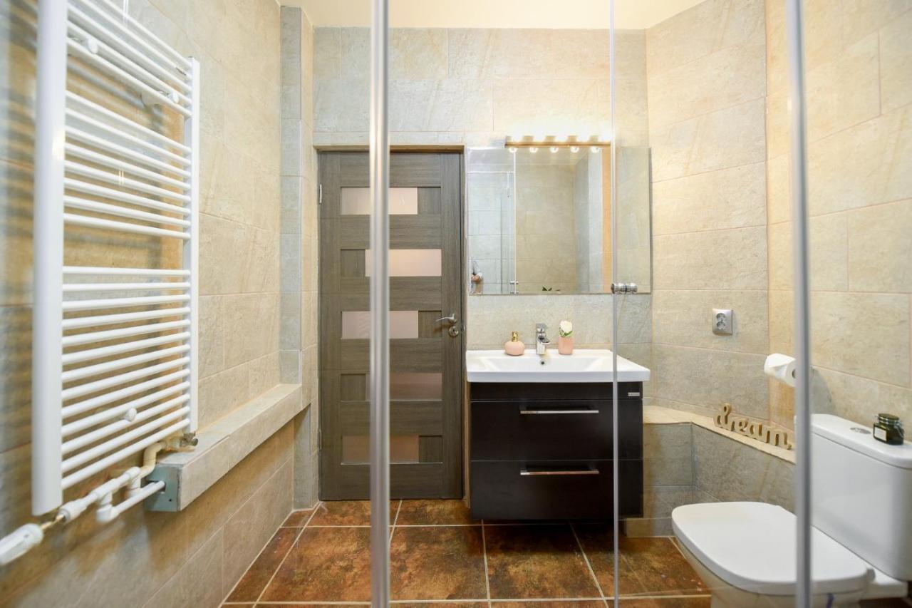 Le Petit & Cosy - Best Location Old Town & Quiet Bucharest Luaran gambar
