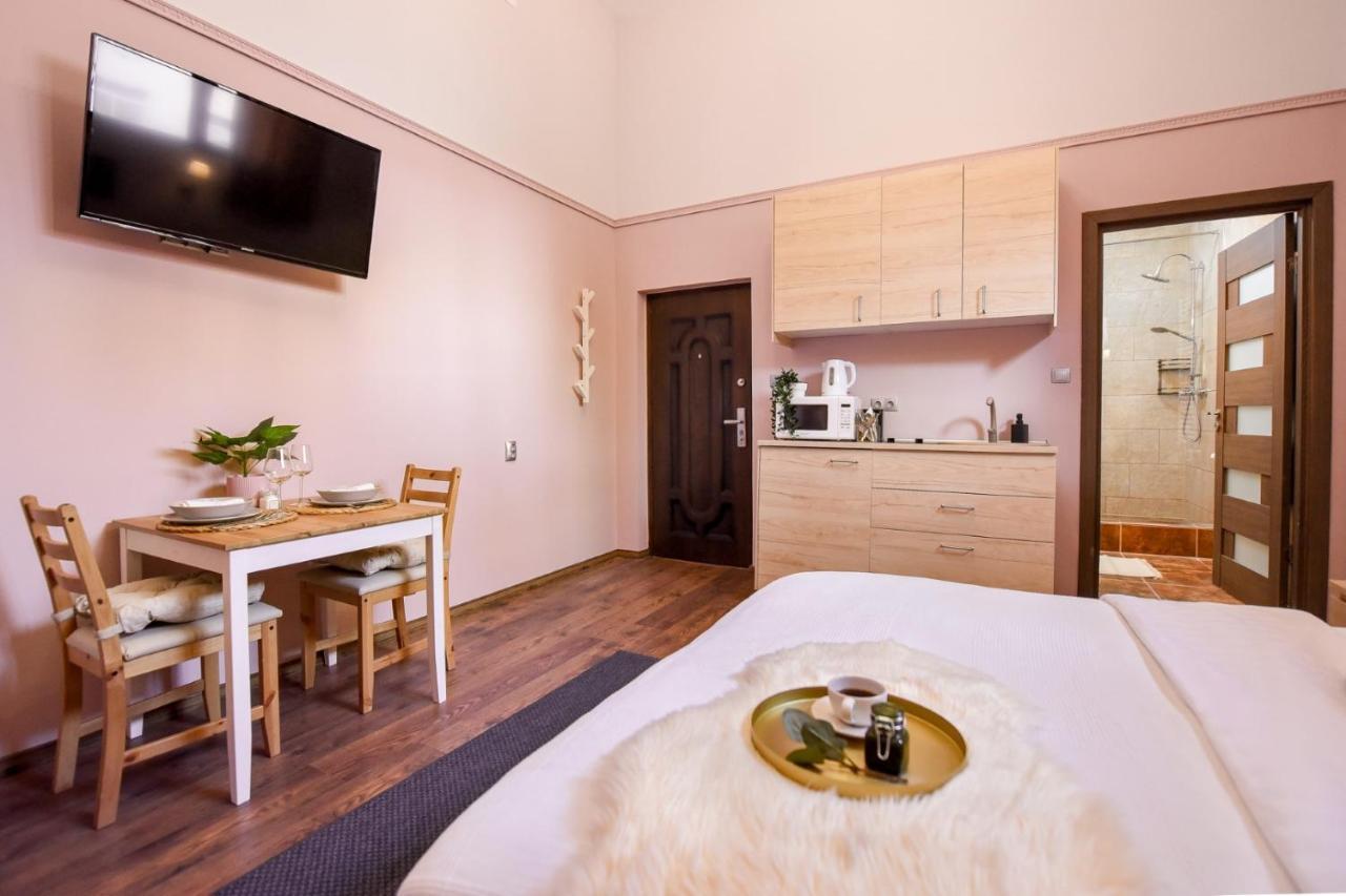Le Petit & Cosy - Best Location Old Town & Quiet Bucharest Luaran gambar